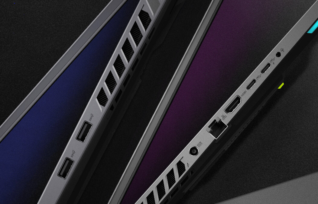 Boczne krawędzie laptopa ASUS ROG z opisanymi portami USB 3.2 Gen2 Type-A HDMI 2.1 USB4 Type-C DisplayPort PD Charger 1G Ethernet Power Port Audio Jack - USB 3.2 Gen2 Type-A HDMI 2.1 USB4 Type-C DisplayPort 