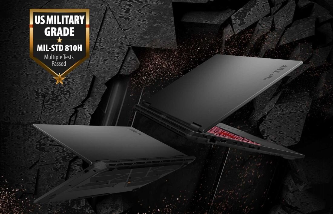 Dwa laptopy ASUS TUF Gaming w kolorze czarnym z podświetlaną klawiaturą na tle rozbitej skały, z wyróżnionym certyfikatem wytrzymałości US MIL-STD 810H Multiple Tests Passed. - MIL-STD-810H