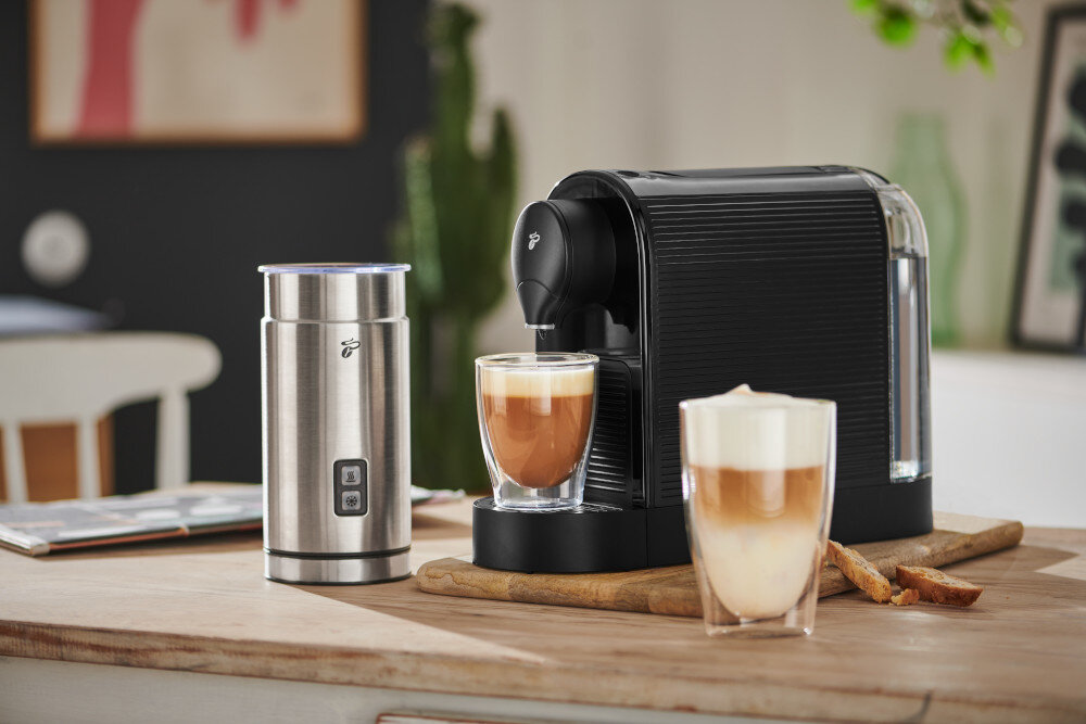 Ekspres TCHIBO Cafissimo Pure Plus elegancki design wyglad prezentacja nowoczesna i minimalistyczna stylistyka