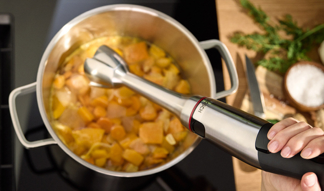 Blender BOSCH ErgoMaster MSM6M831 od przycisku aż po ostrze potrawy nowy poziom doświadczeń kulinarnych wysokowydajnego silnika chłodzonego powietrzem składniki