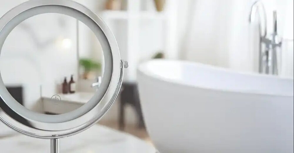 Lusterko kosmetyczne BEAUTIFLY Looking Glass Light wygodne użytkowanie, dotykowy czujnik włącz/wyłącz, regulacja jasności, możliwość obrotu, odpowiednia pozycja