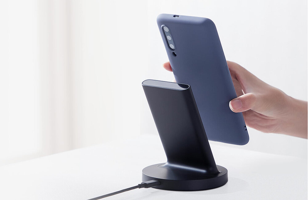 ŁADOWARKA INDUKCYJNA XIAOMI MI 20W WPC02ZM technologia QI smukła konstrukcja niewielki rozmiar