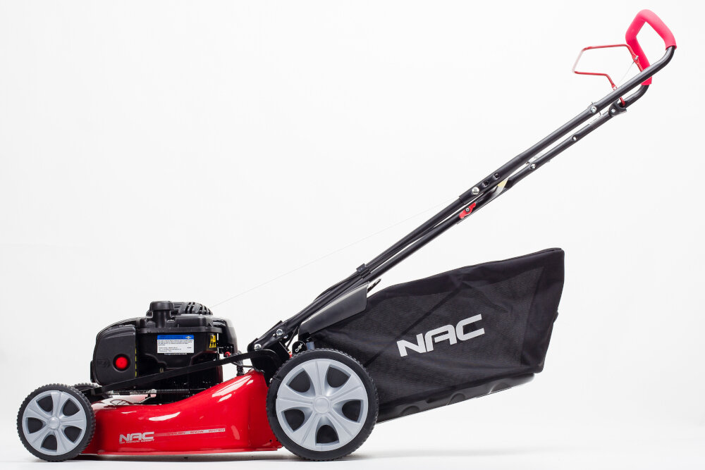 Kosiarka spalinowa NAC LP 46-500E-H wariant wyrzutu trawy tylny tylny do kosza mielenie niezawodne ostrze dzięki mechanizmowi sprężynowemu preferowanej wysokości trawy 