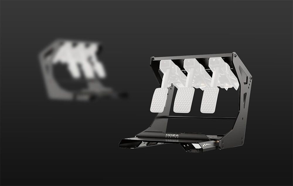 Mocowanie odwrotne pedałów MOZA Racing CRP2 RS075 Dwa mocowania odwrotne pedałów CRP2 na ciemnym tle, model w oddali jest rozmazany zmiana pozycji przebiega sprawnie