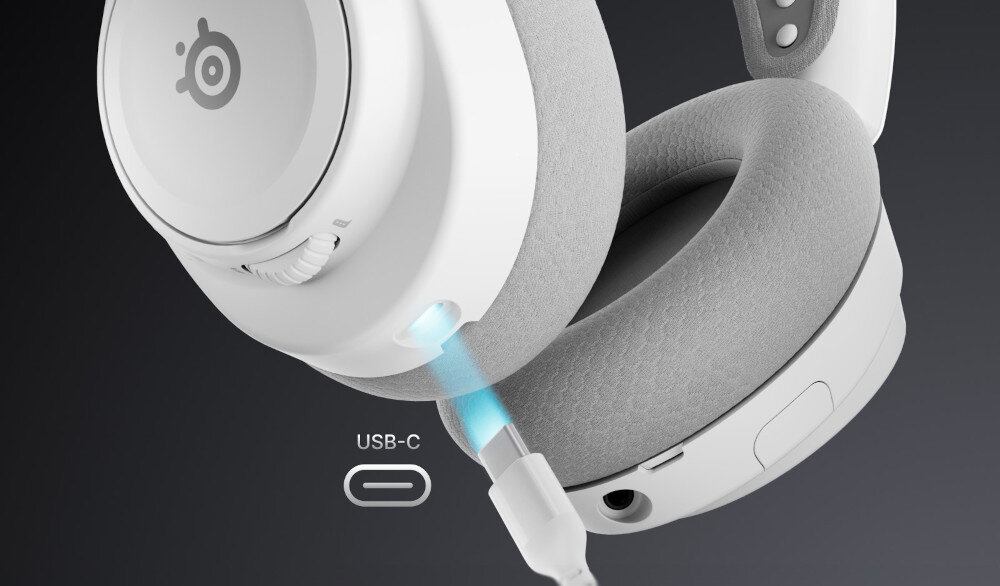 Słuchawki STEELSERIES Arctis Nova 7X Gen 2 bateria 54 godzin szybkie ładowanie 6 godzin gry, kadr słuchawek z portem USB-C, kabel USB-C