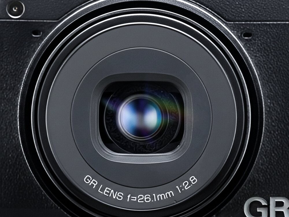 RICOH GR IIIx obiektyw 40 mm, naturalna perspektywa, fotografia uliczna