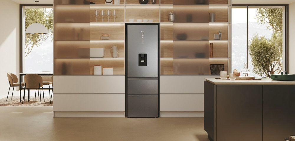 LODÓWKA HAIER HTW5618DWMG 3D No Frost 382 litry 35 dB cicha praca komfort spokój składana półka dyspenser woda dozownik regulowana szuflada My Zone Pro Humidity Zone zdalne sterowanie aplikacja hOn oświetlenie LED szklane półki wytrzymałe stabilne