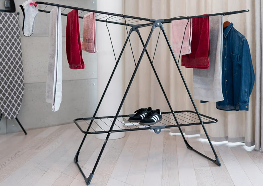 Suszarka na pranie VELKEA A300 Czarny Solidna konstrukcja wykonanie stal Antypoślizgowe nakładki użytkowanie możliwości