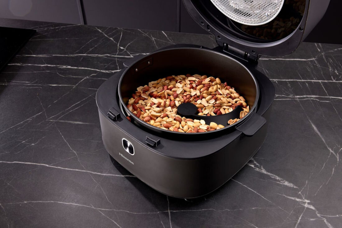 Frytkownica beztłuszczowa HISENSE HAF1350DR Air Fryer Mieszadło do żywności automatyczne mieszanie obracanie 4 wstępne programy frytki krewetki warzywa orzeszki ziemne możliwości upodobania rezultaty