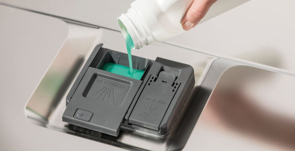 Zmywarka GORENJE GV643E90 wysuwany dozownik detergenty aplikacja dozowanie płyn