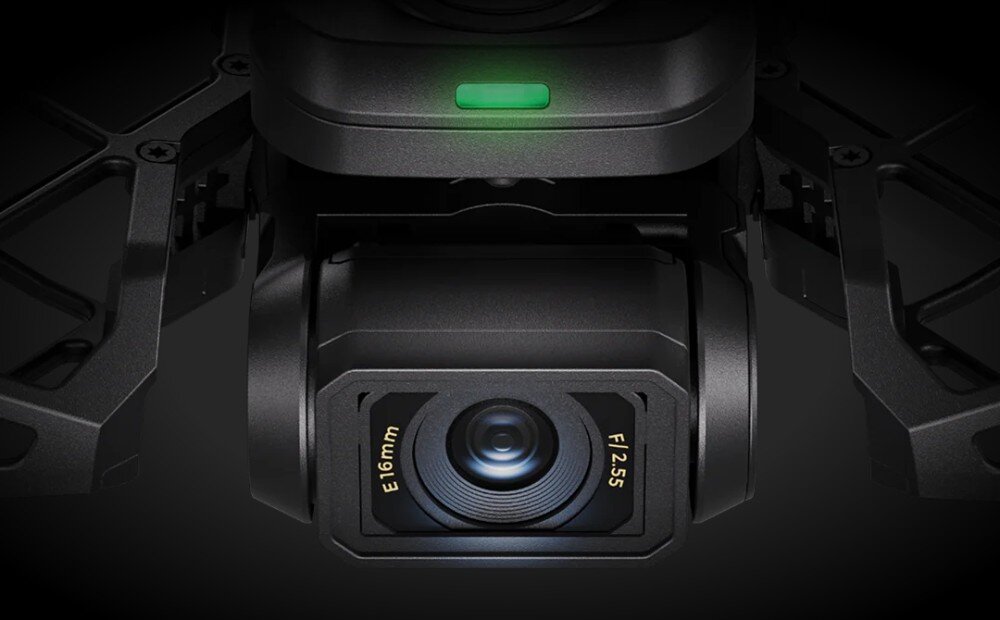 Dron HOVERAIR X1 Pro Basic Combo Zbliżenie na obiektyw kamery i przedni czujnik czarnego drona, kamera, rozdzielczość, nagrywanie, stabilizacja