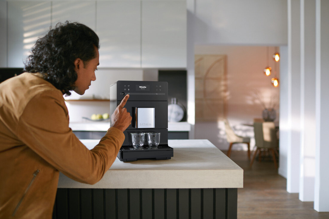 Ekspres MIELE CM 5310 Silence Czarny