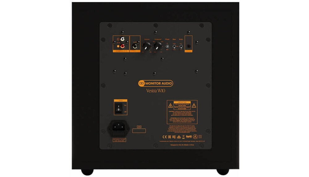 Subwoofer MONITOR AUDIO Vestra W10 głośnik 10 cali C-CAM duży skok liniowy precyzyjne niskie tony, subwoofer od tyłu na białym tle