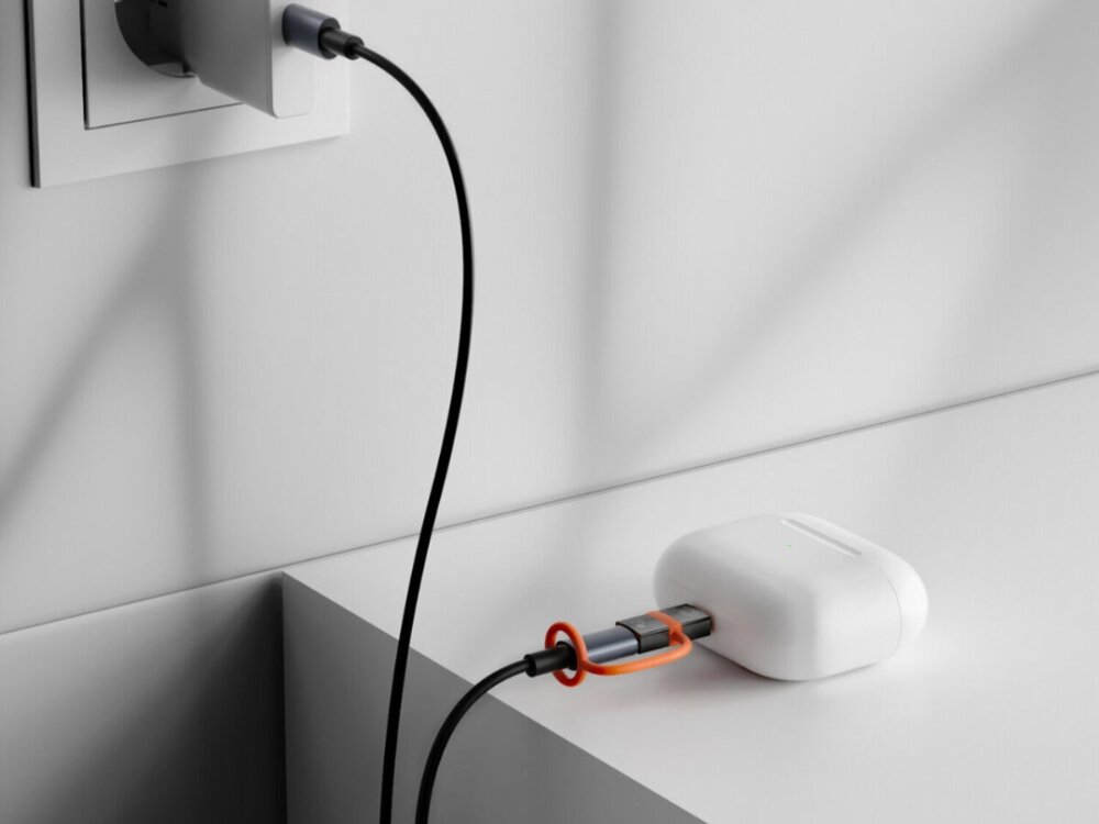 Adapter USB-C - Lightning 4SMARTS PD - adapter łączący kabel z etui słuchawek