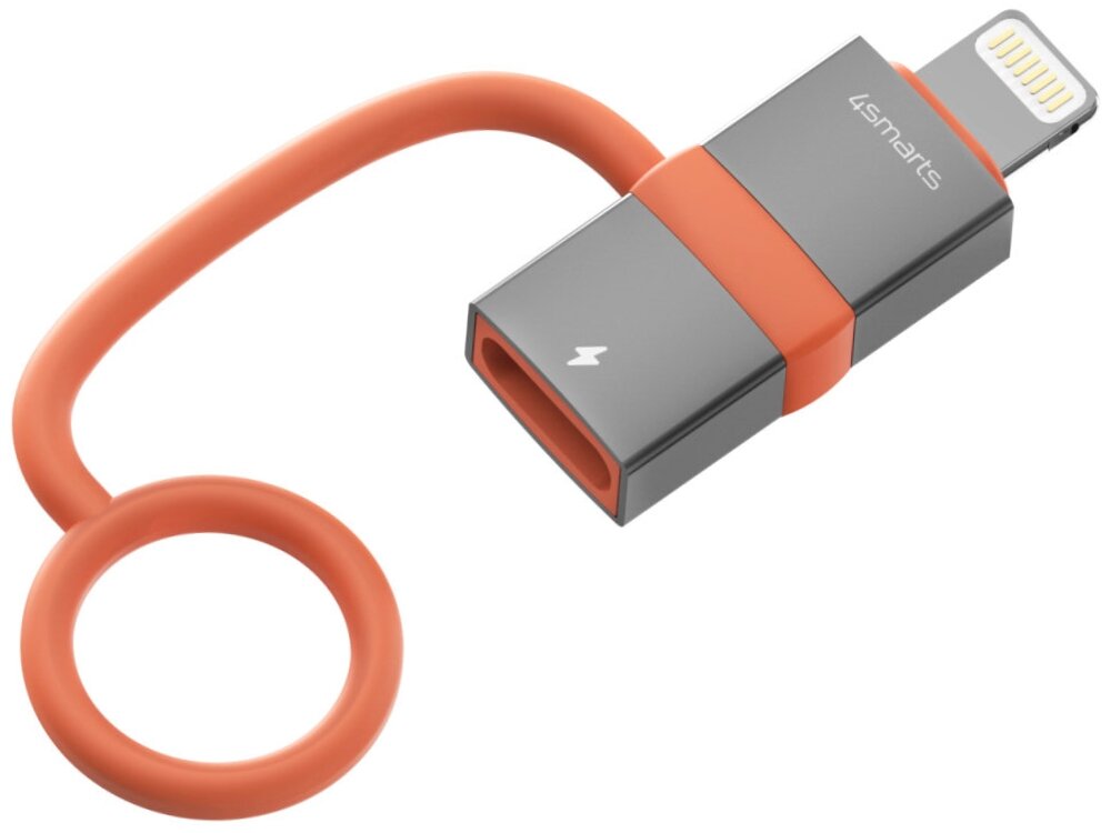 Adapter USB-C - Lightning 4SMARTS PD współpracuje ze wszystkimi sprzętami Apple Lightning iPhone iPad iPod MacBookami - adapter na białym tle 