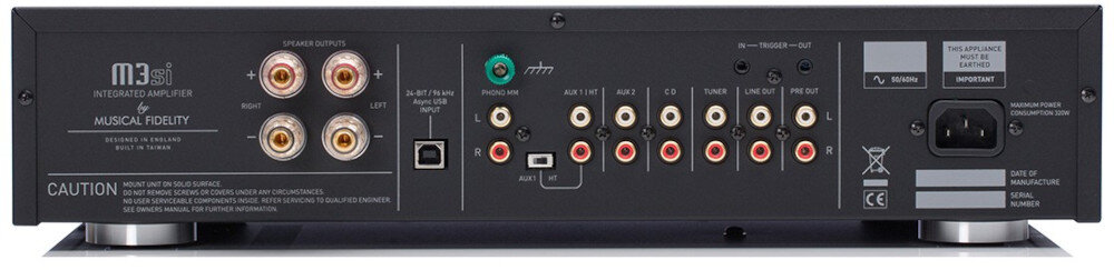 Wzmacniacz MUSICAL FIDELITY M3SI kompaktowe wymiary 440x100x400 mm waga 9,2 kg zasilanie 115/230V stabilna konstrukcja, wzmacniacz od tyłu na białym tle