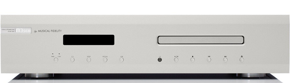 Odtwarzacz CD MUSICAL FIDELITY M3SCD pasmo 10-20000 Hz stosunek sygnał szum 117 dB, odtwarzacz od frontu na białym tle