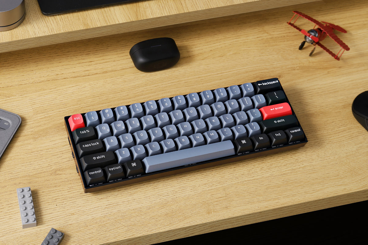 KEYCHRON K12 Pro fabrycznie nasmarowane przełączniki Keychron K Pro Red liniową, lekką pracę szybką reakcję pianki dźwiękochłonne i silikonowa podkładka specjalne stabilizatory PCB - klawiatura na drwanianym blacie