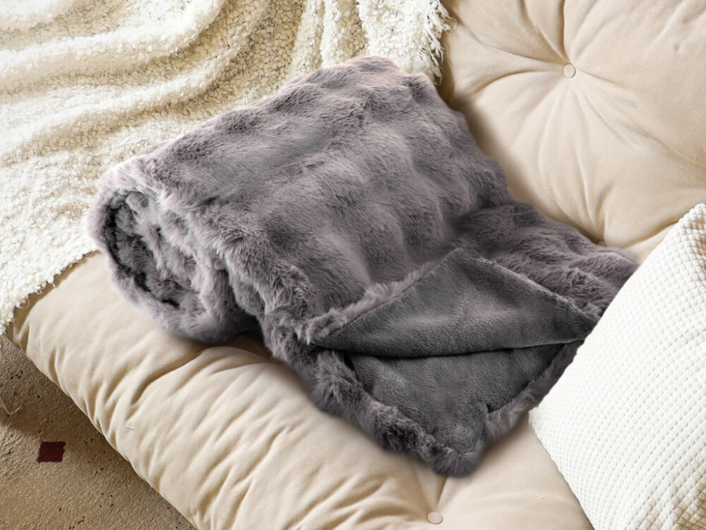 Koc elektryczny ETA Bubble 632590000 dwie warstwy materiału, delikatność i luksus, odpowiednia izolacja