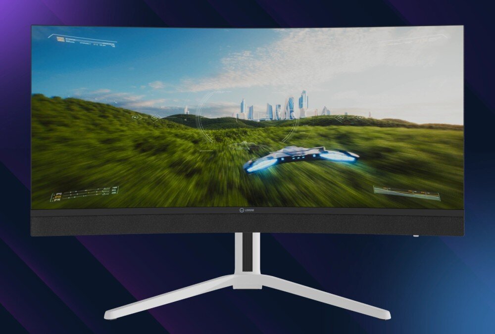 Monitor LORGAR Pro 34MP1 Zakrzywiony monitor na jasnym stojaku pokazujący obraz gry w wysokiej rozdzielczości na niebiesko-fioletowym tle, przekątna, rozdzielczość, krzywizna
