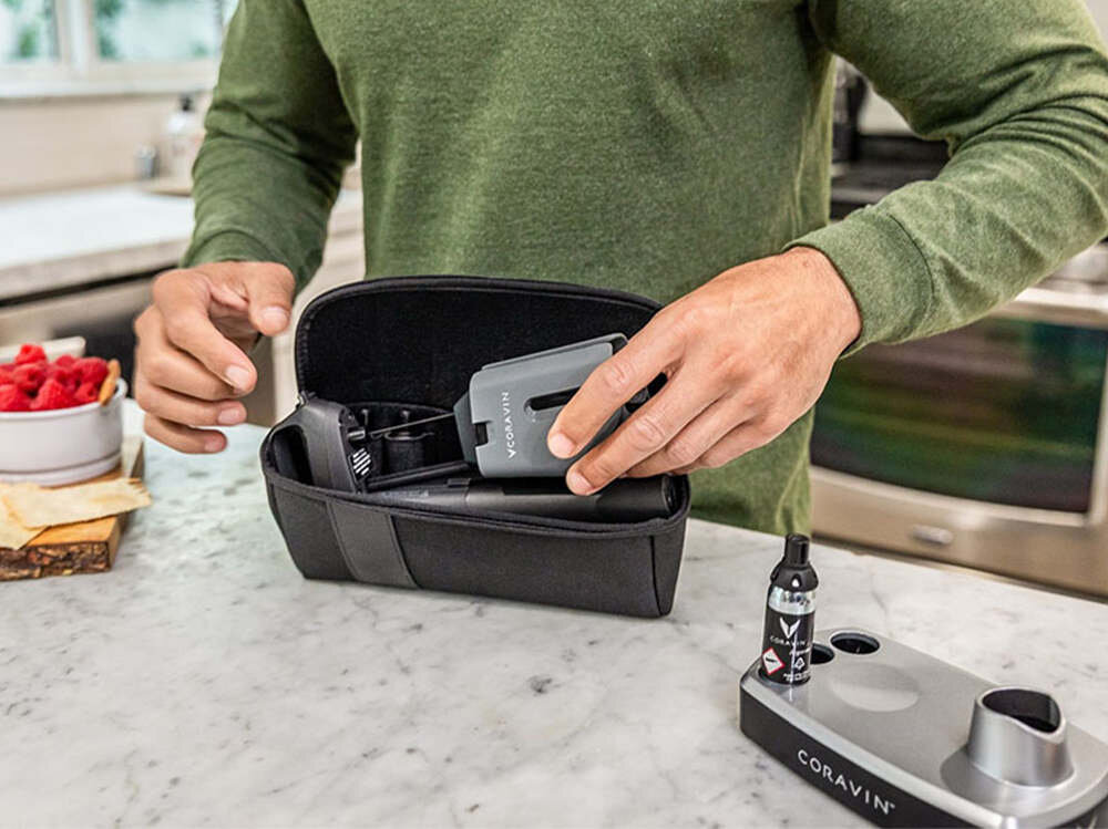 Futerał CORAVIN do systemów przechowywania wina Dopasowanie i organizacja  wyznaczone przegrody system Coravin