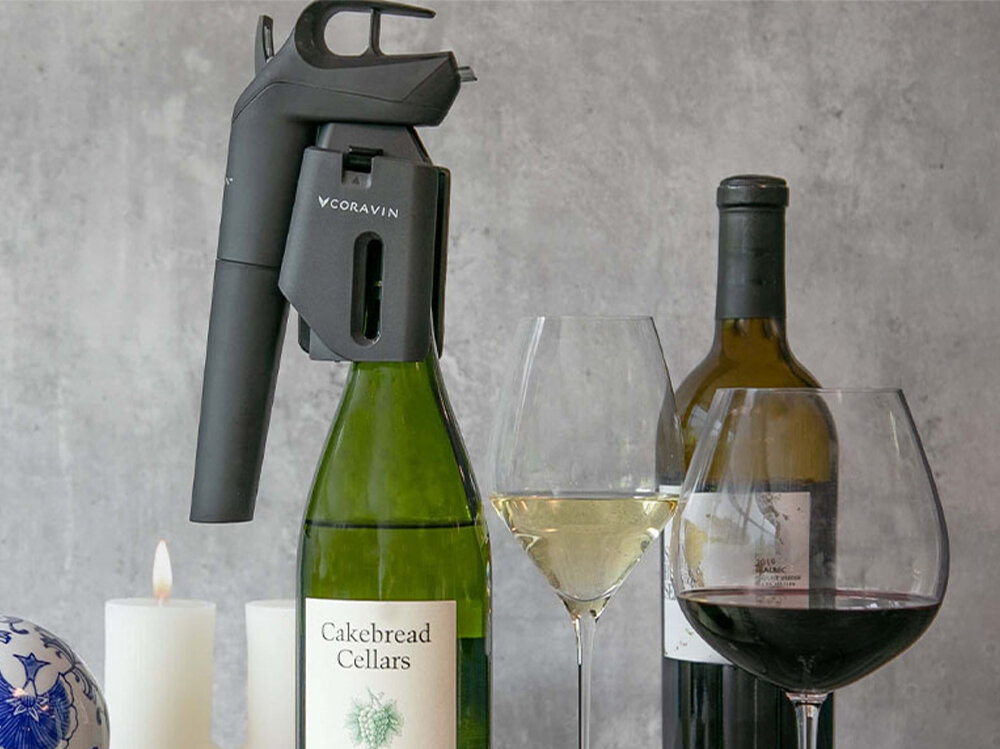 System do przechowywania wina CORAVIN Three Czarny Zachowaj każdą kroplę wygląd design prezentacja wizualizacja