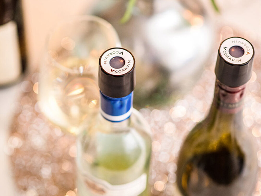 System do przechowywania wina CORAVIN Three Czarny Zakrętki Timeless Screw Cap Silikonowa uszczelka ochrona do 3 miesięcy