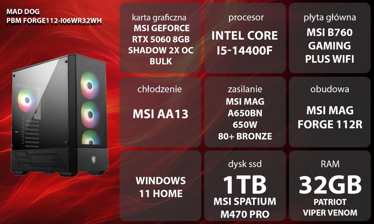 Komputer MAD DOG Powered By MSI FORGE112-I06WR32WH Kobieta w słuchawkach siedzi przy biurku i gra na komputerze stacjonarnym z podświetleniem RGB widocznym przez boczny panel obudowy, opis