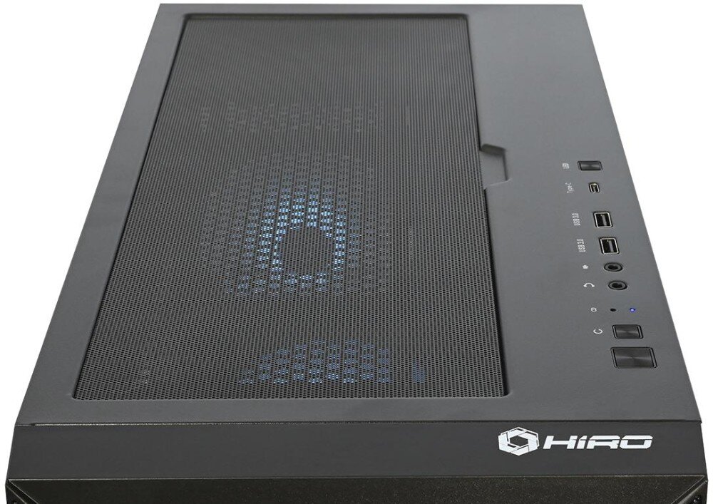 Komputer NTT HIRO Hellcat ZKG-R5RTX5050-TE01 Górny panel obudowy komputera z widocznym filtrem przeciwkurzowym, przyciskami zasilania oraz portami USB i gniazdami audio umieszczonymi przy krawędzi