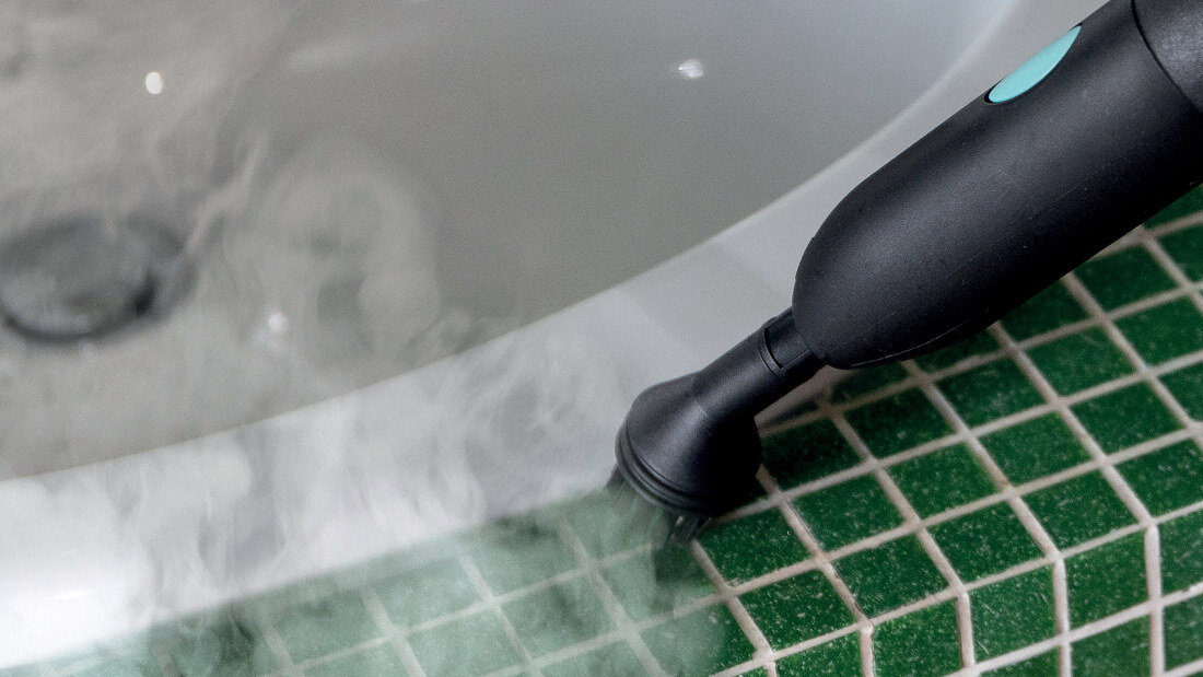 Parownica ARIETE 4146/05 Xvapor Deluxe Docieranie do narożników Dysze i giętka przedłużka  do narożników i trudno dostępnych przestrzeni