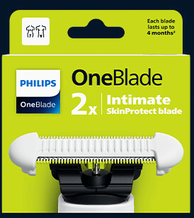 Opakowanie trymera PHILIPS OneBlade Intimate z dwoma ostrzami SkinProtect. Na opakowaniu widnieje napis: \'Each blade lasts up to 4 months\'.