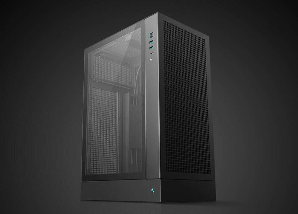 Obudowa DEEPCOOL CH170 Plus czarna obudowa komputerowa w orientacji pionowej z panelem ze szkła hartowanego na boku i perforowaną ścianką przednią, widoczna pod kątem na ciemnym tle