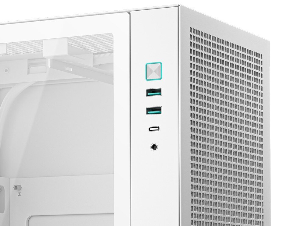 Obudowa DEEPCOOL CH170 Plus zbliżenie na górną część przedniego panelu obudowy z przyciskiem zasilania, dwoma portami USB, jednym portem USB typu C oraz gniazdem audio