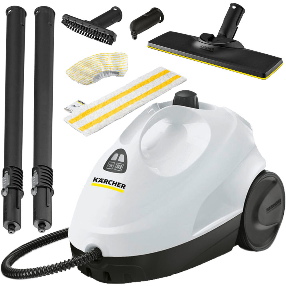 Na obrazie widoczna jest biała parownica z czarnymi elementami oraz akcesoria takie jak szczotki, rury i ściereczki. Na urządzeniu znajduje się logo \'KARCHER\'.