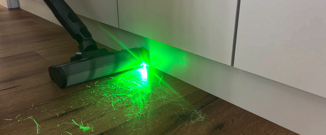 Odkurzacz COBBO Ultra Steam UV za pomocą zintegrowanej lampy UV bakterie, wirusy i grzyby bez chemii dla pełnego bezpieczeństwa domowników
