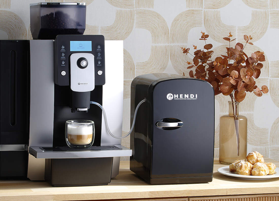 Chłodziarka do mleka HENDI 943434 Czarny wygląd wizualizacja prezentacja design tło Efektywne przechowywanie mleka