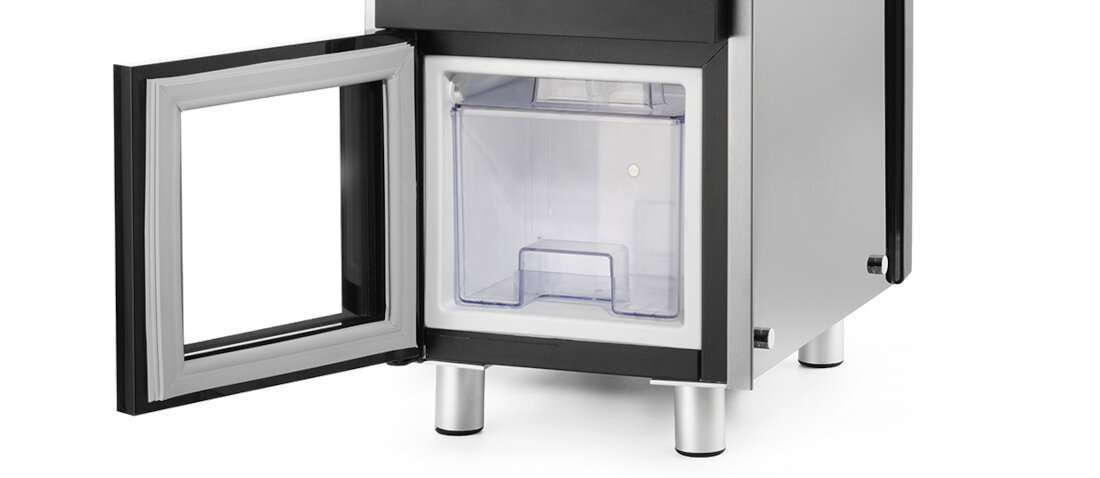 Chłodziarka do mleka HENDI 209080 Czarno-biały Solidna konstrukcja Obudowa z ABS i panele ze szkła hartowanego Aluminiowe nóżki o wysokości 60 mm przeszklone drzwi