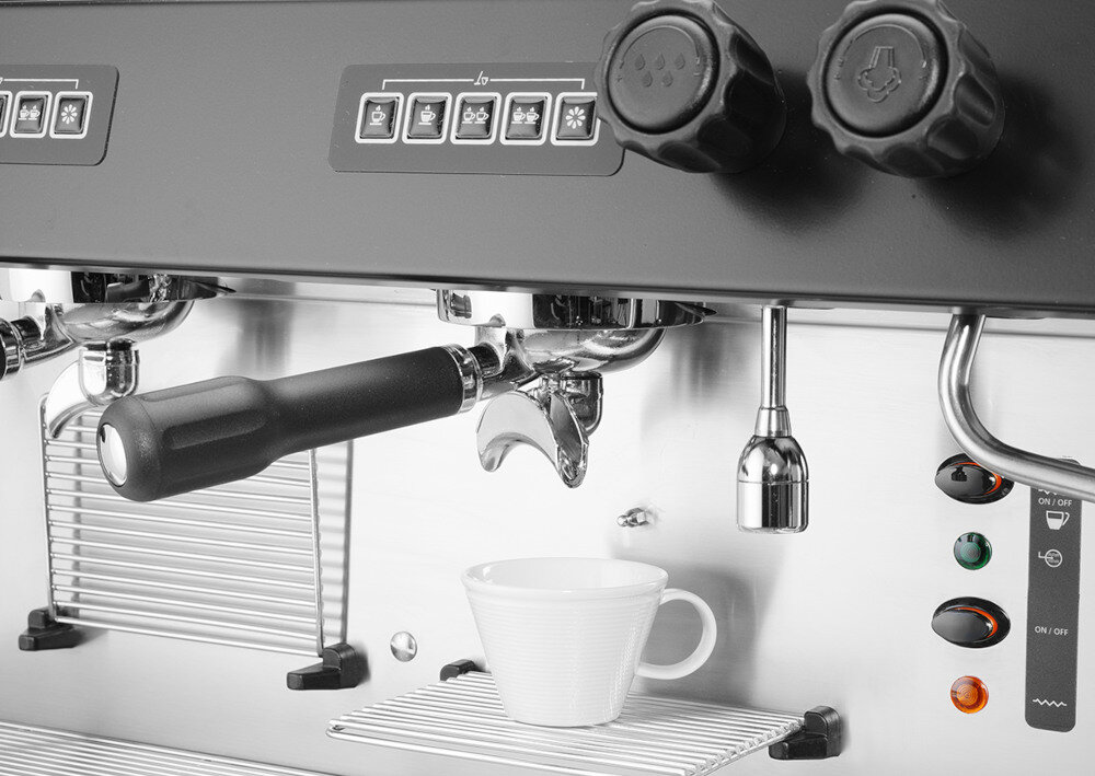 Ekspres HENDI Verona Julia 207581 Czarny Profesjonalny Stała jakość każdej filiżanki Automatyczne sterowanie procesem parzenia Możliwość ręcznego dozowania dopasowanie ilość kawa preferencje dopasować ilość kawy do preferencji