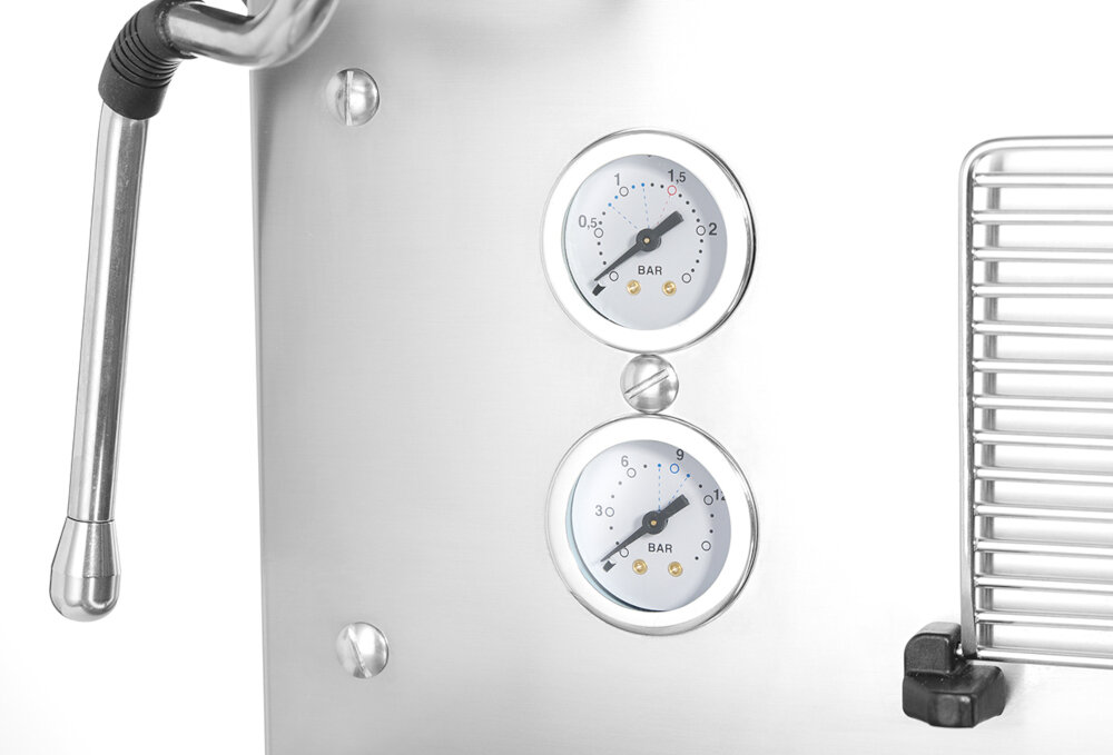 Ekspres HENDI Verona Julia 207581 Czarny Profesjonalny Intuicyjna obsługa baristy Dwie niezależnie sterowane grupy z podświetlanymi panelami Czytelne przyciski kontrola nad parzeniem Automatyczne uzupełnianie wody w bojlerze