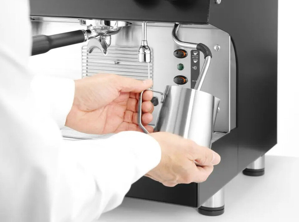 Ekspres HENDI Verona Julia 207581 Czarny Profesjonalny Wysoka wydajność  dwie dysze pary ciśnienie pojemność espresso i kawy mleczne Dysza wrzątku Obsługa filiżanek do 140 mm