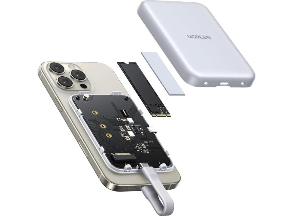 Obudowa dysku UGREEN D619 Grafika przedstawiająca rozłożone elementy urządzenia nad tyłem smartfona. Widoczna jest płytka drukowana, podłużny dysk pamięci, podkładka termiczna oraz zewnętrzna srebrna pokrywa