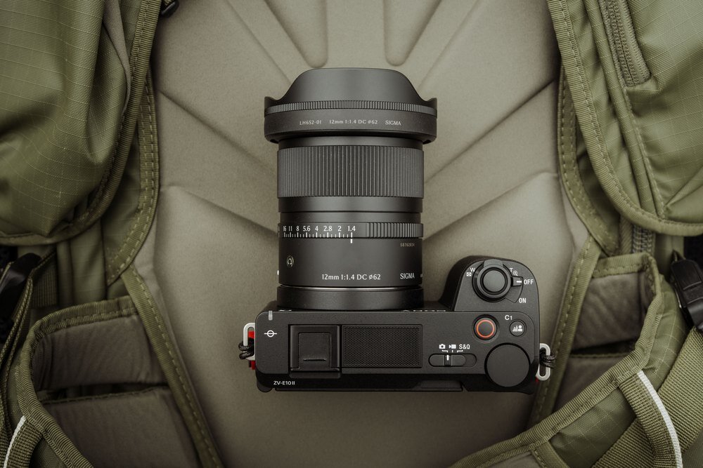 Schemat optyczny obiektywu SIGMA 12mm F1.4 DC Contemporary Canon RF