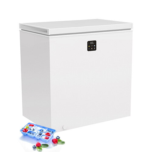 Zamrażarka skrzyniowa MPM-201-SK-17, obok owoce i lód.