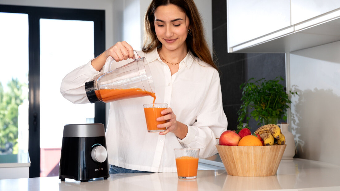 Blender kielichowy CECOTEC Titanium 1300 MAX Czarny Oszczędność miejsca i czasu Kompaktowa forma wymiary wygoda porządek