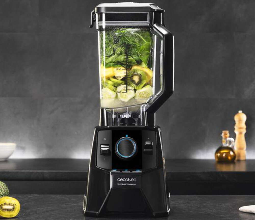 Blender kielichowy CECOTEC Power Black Titanium 2600MAX Pro Czarny wygląd design prezentacja wizualizacja Moc i precyzja w kuchni