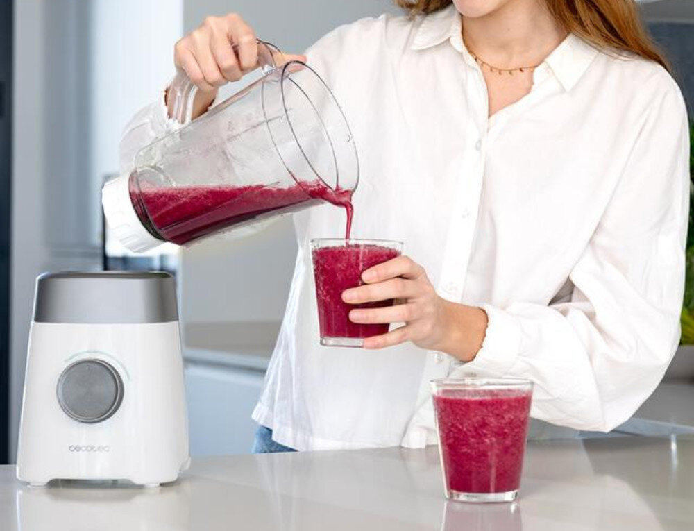 Blender kielichowy CECOTEC Power White Titanium 1300MAX B Biały Więcej porcji za jednym razem  koktajli, smoothie czy kremów  dzbanek pojemność