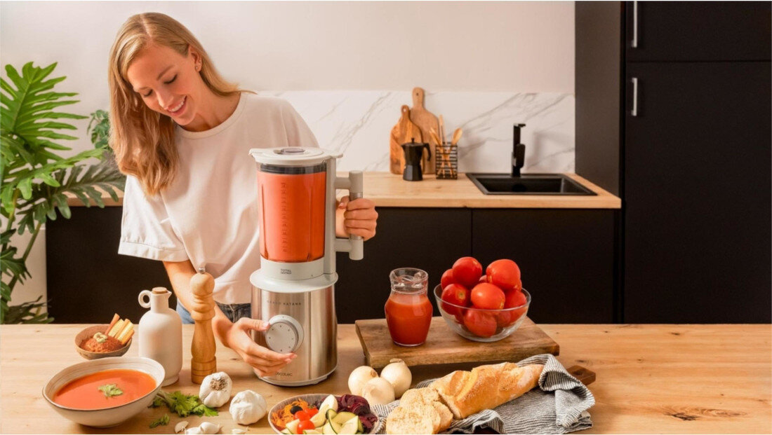 Blender kielichowy CECOTEC Grand Katana 2700 MAX White Biały wygląd design prezentacja wizualizacja Moc i wygoda w Twojej kuchni