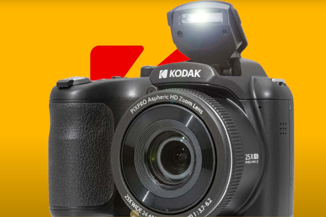 Aparat KODAK PixPro AZ255BK rozdzielczość bateria stabilizacja zoom af przysłona obiektyw makro ogniskowa