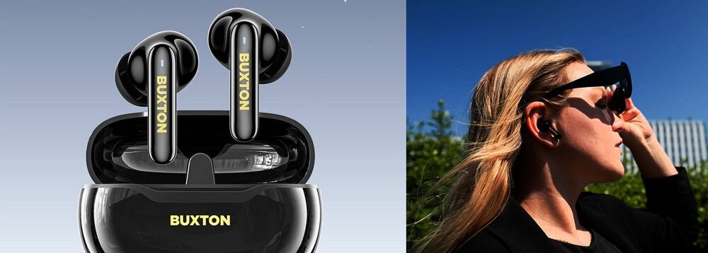 Słuchawki dokanałowe BUXTON BTW 7200 Tuya Bluetooth 5.4 bezprzewodowe z etui ładującym 25 h pracy, osoba z założonymi słuchawkami, słuchawki z etui ładującym na szarym tle