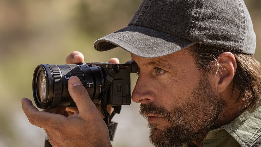 Aparat bezlusterkowy SONY Alpha A6700 obrotowy ekran dotykowy wizjer elektroniczny